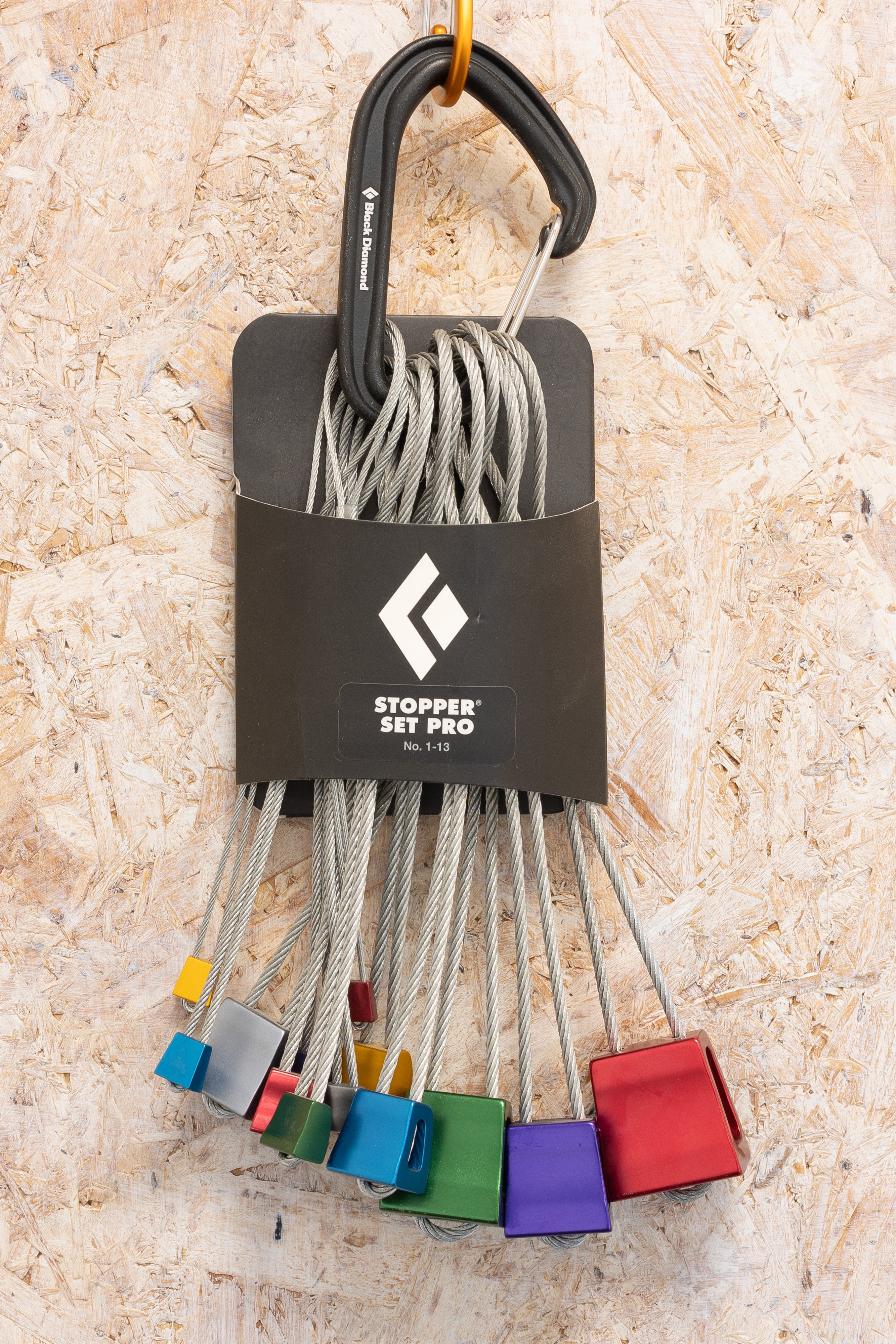 Black Diamond - Stopper Set Pro 1-13 – Dick's Climbing