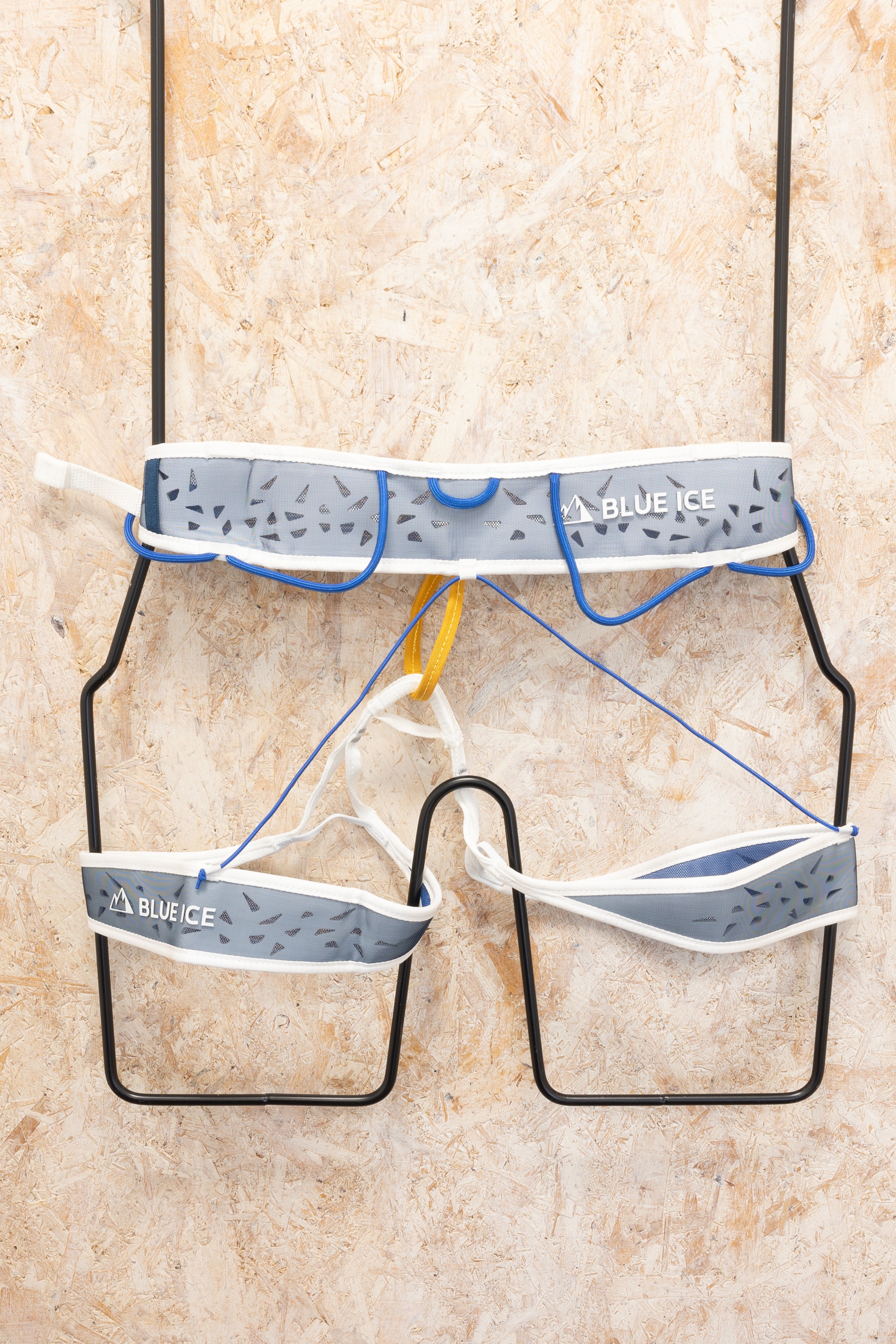 Blue Ice - Addax Harness – Dick's Climbing