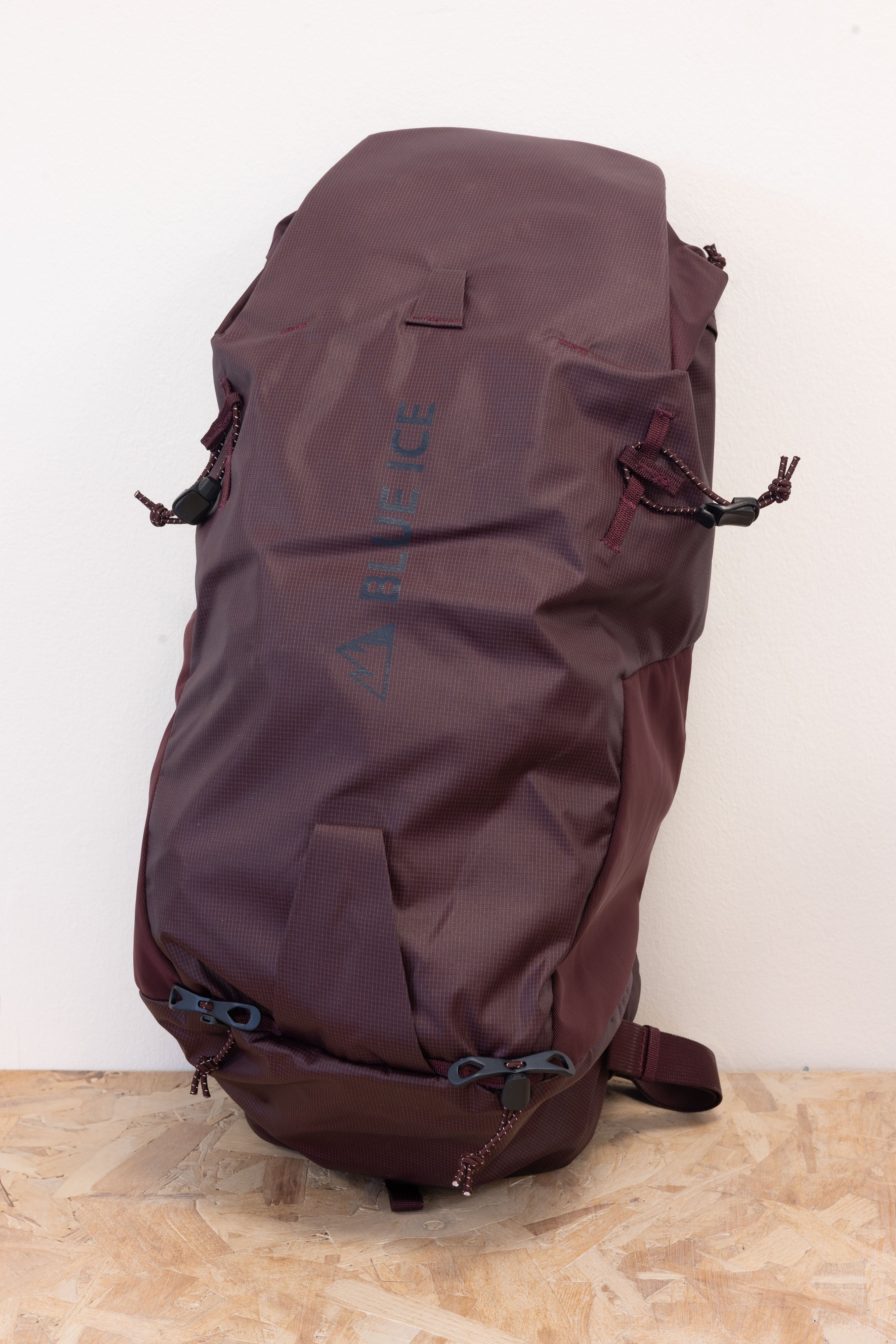 Blue Ice - Dragonfly 26L Pack (2022) – Dick's Climbing