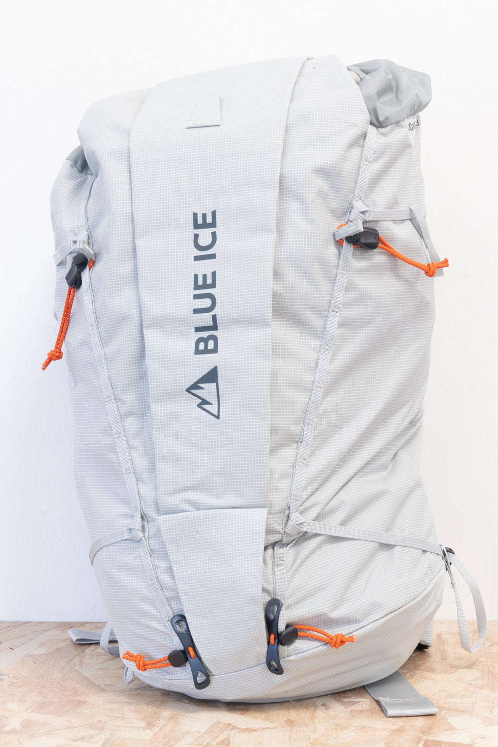 Blue Ice - Stache Ice 38L Pack