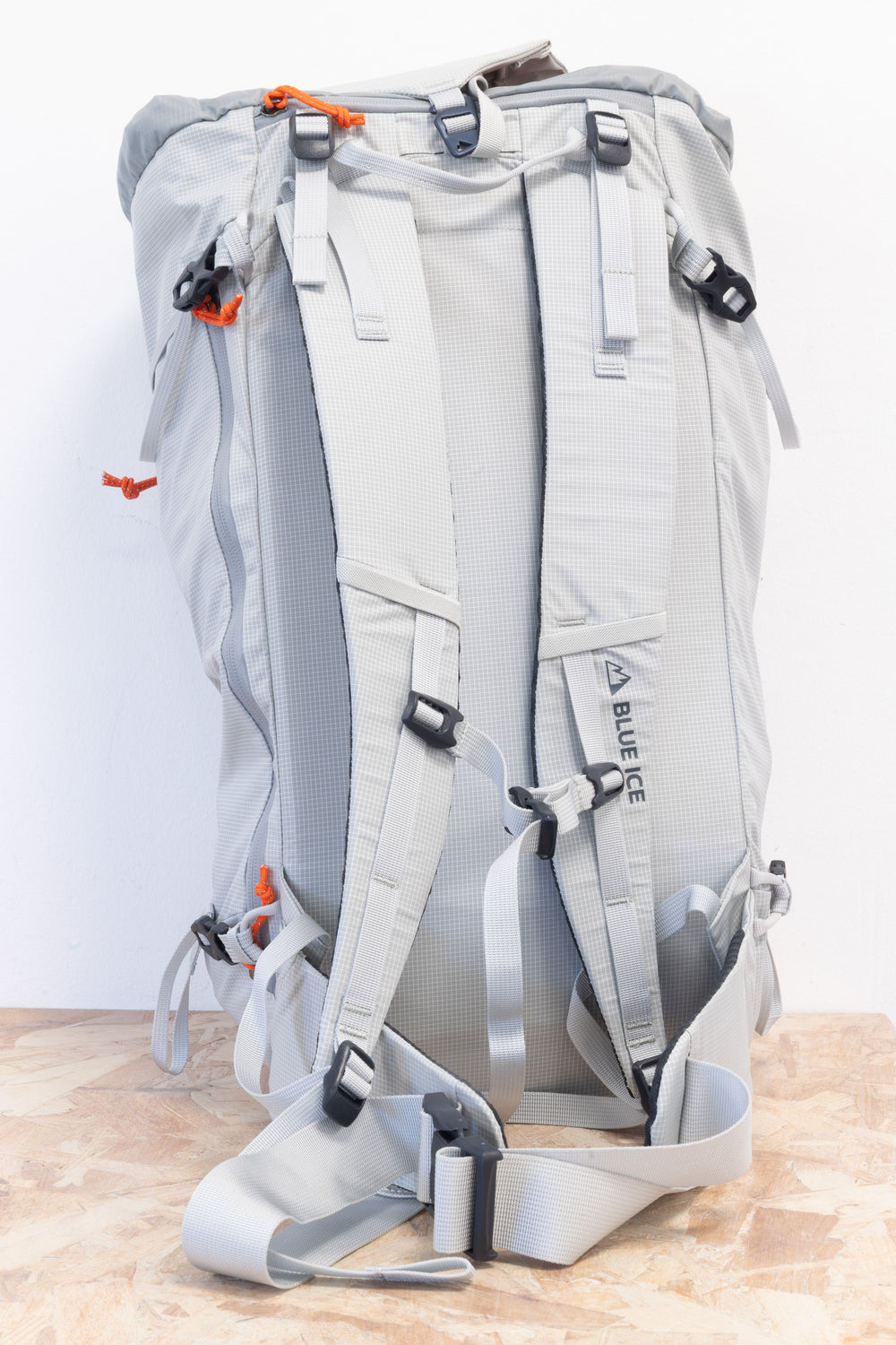 Blue Ice - Stache Ice 38L Pack