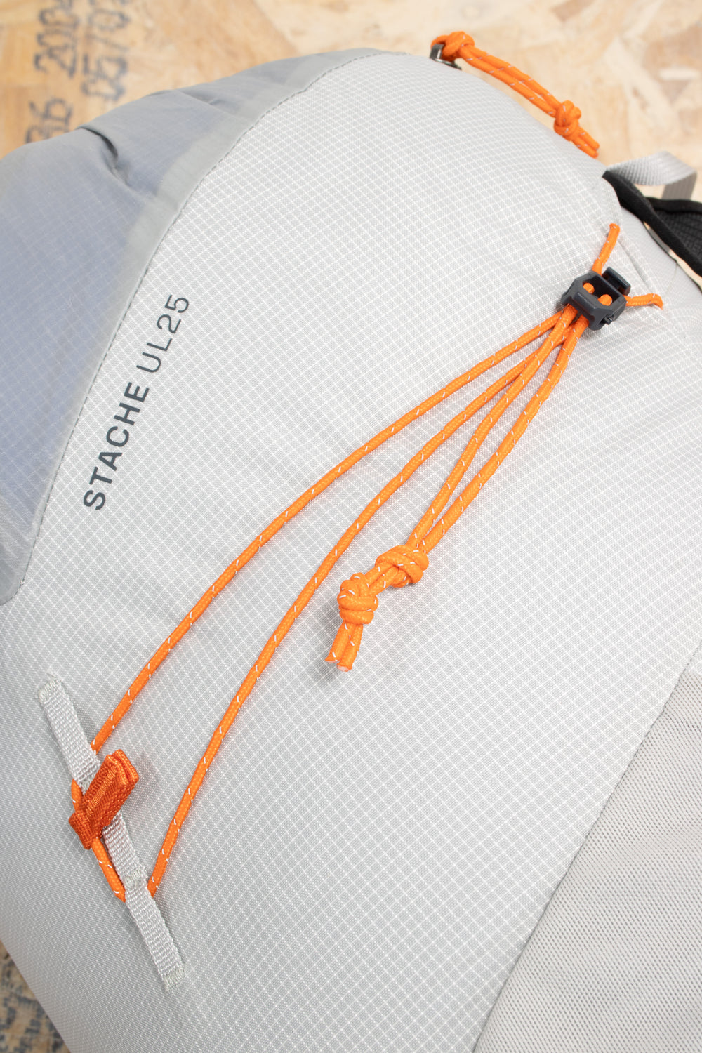 Blue Ice - Stache UL 25L Pack