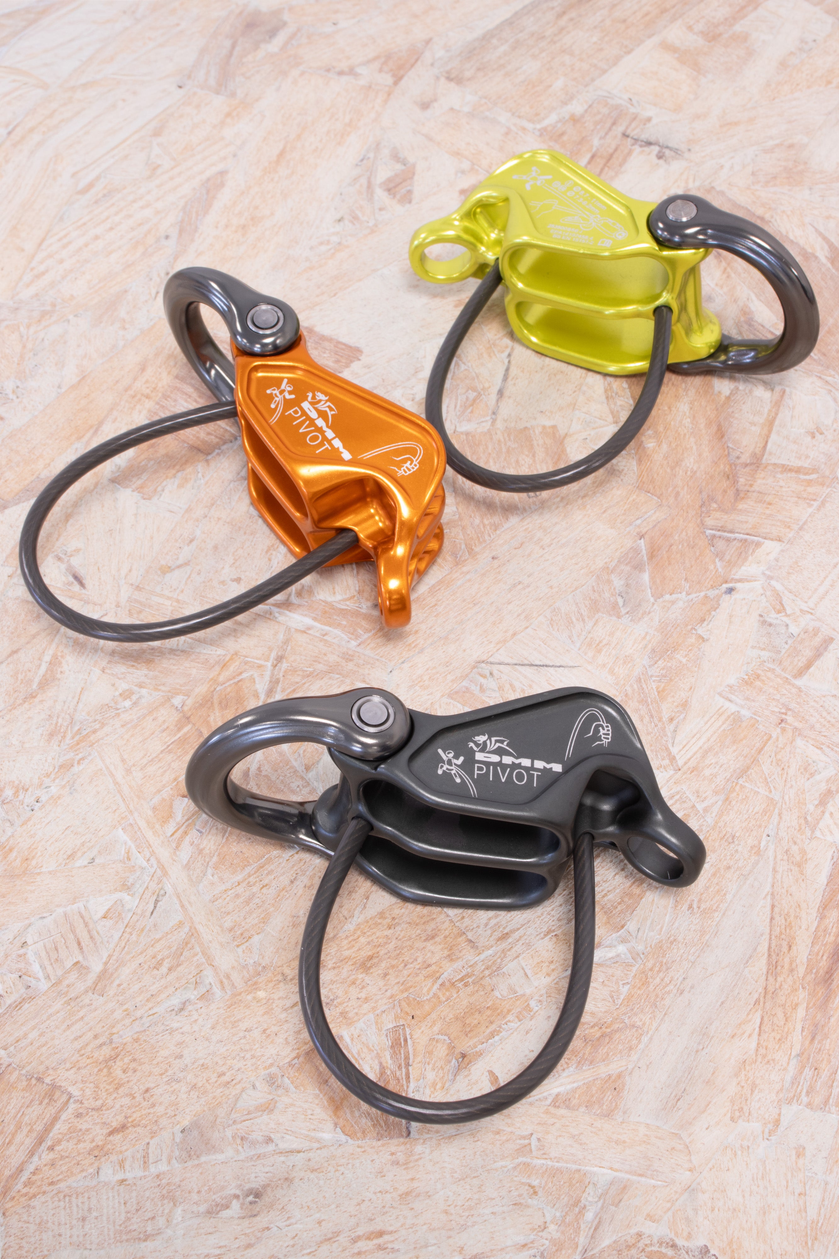 DMM - Pivot – Dick's Climbing