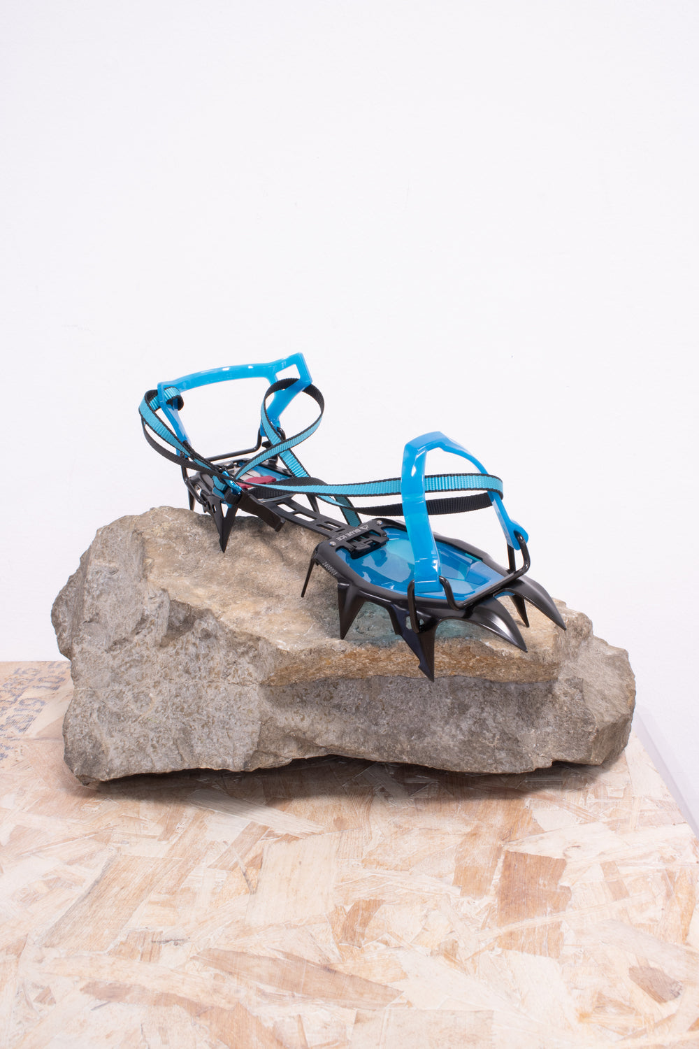Blue Ice - Griffin 12 Crampons