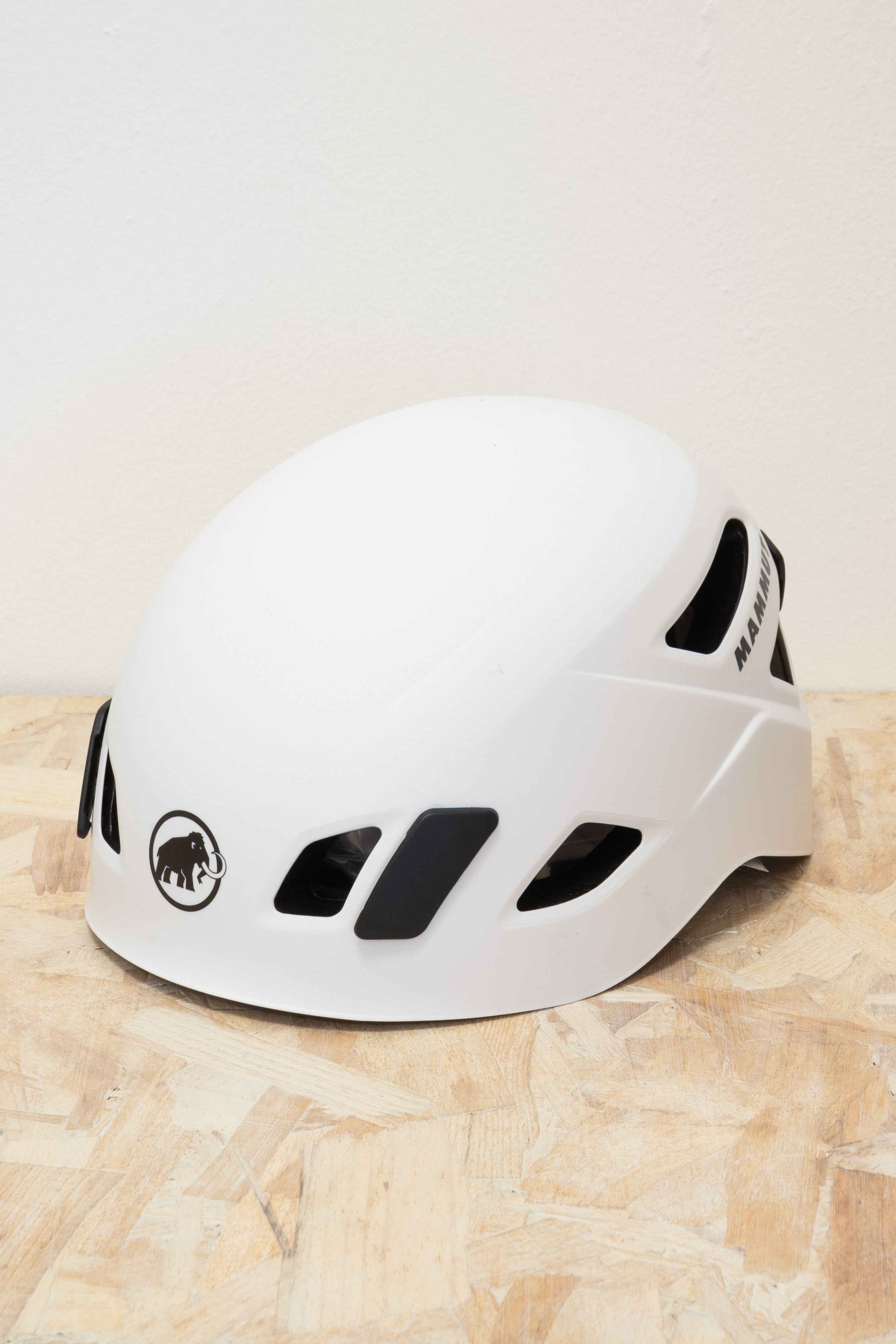 Mammut - MAMMUT(マムート) SKYWALKER 2　white Skywalker 3.0 Helmet | Mammut