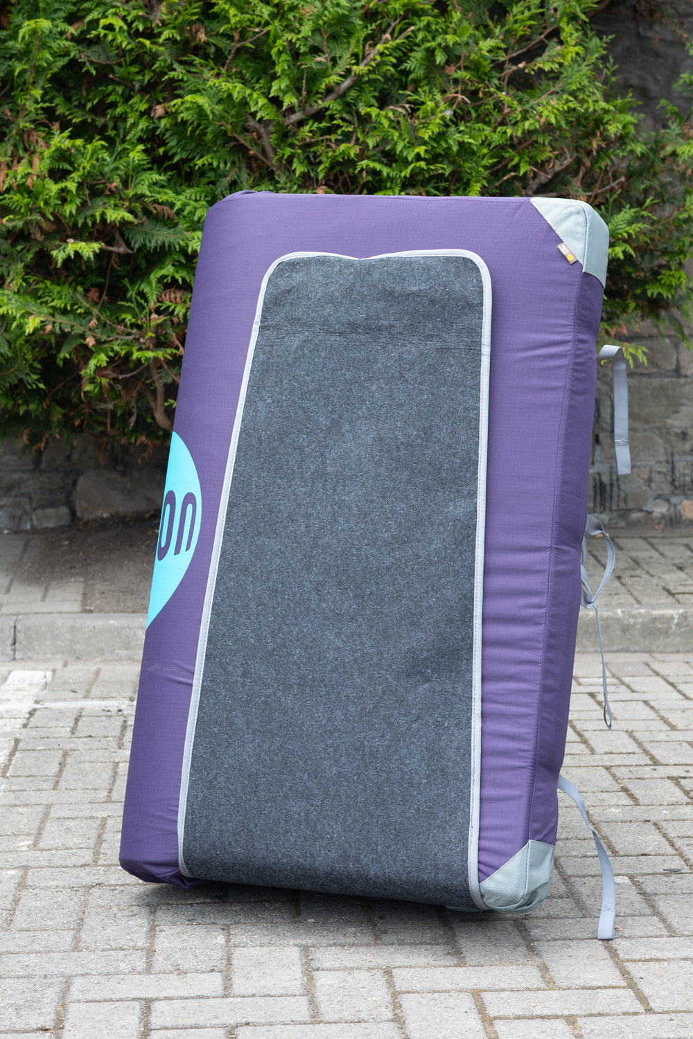 Moon - Warrior Crash Pad
