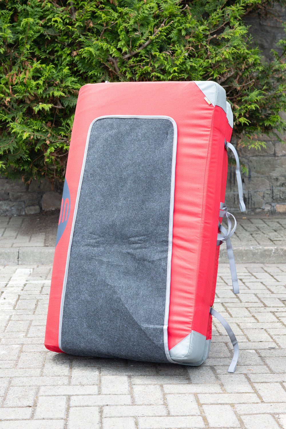 Moon - Warrior Crash Pad
