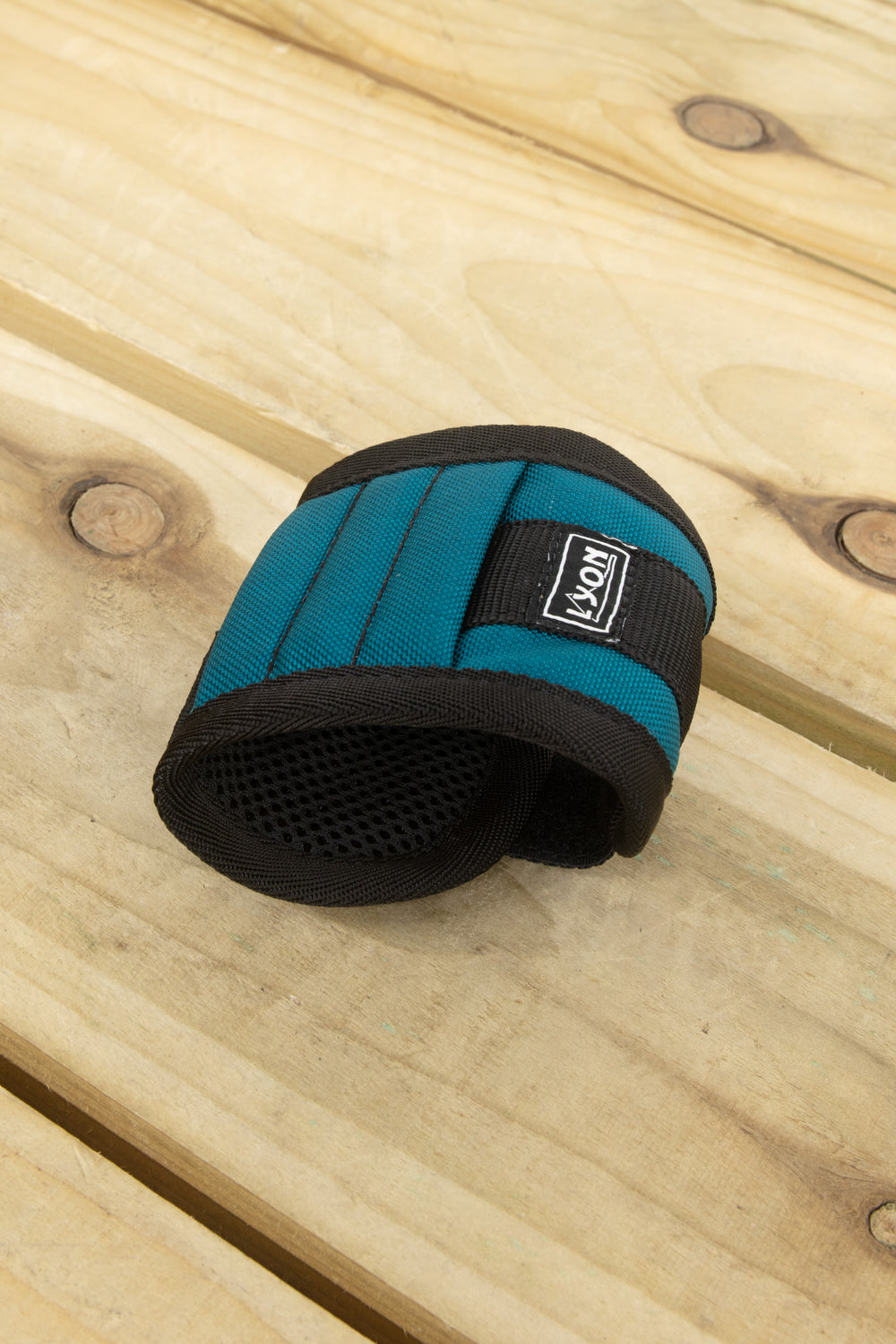 Lyon - Boulder Setter Magnetic Wrist Cuff