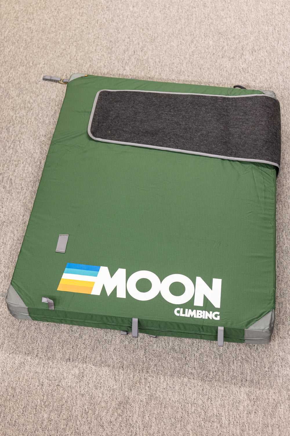 Moon - Warrior Crash Pad