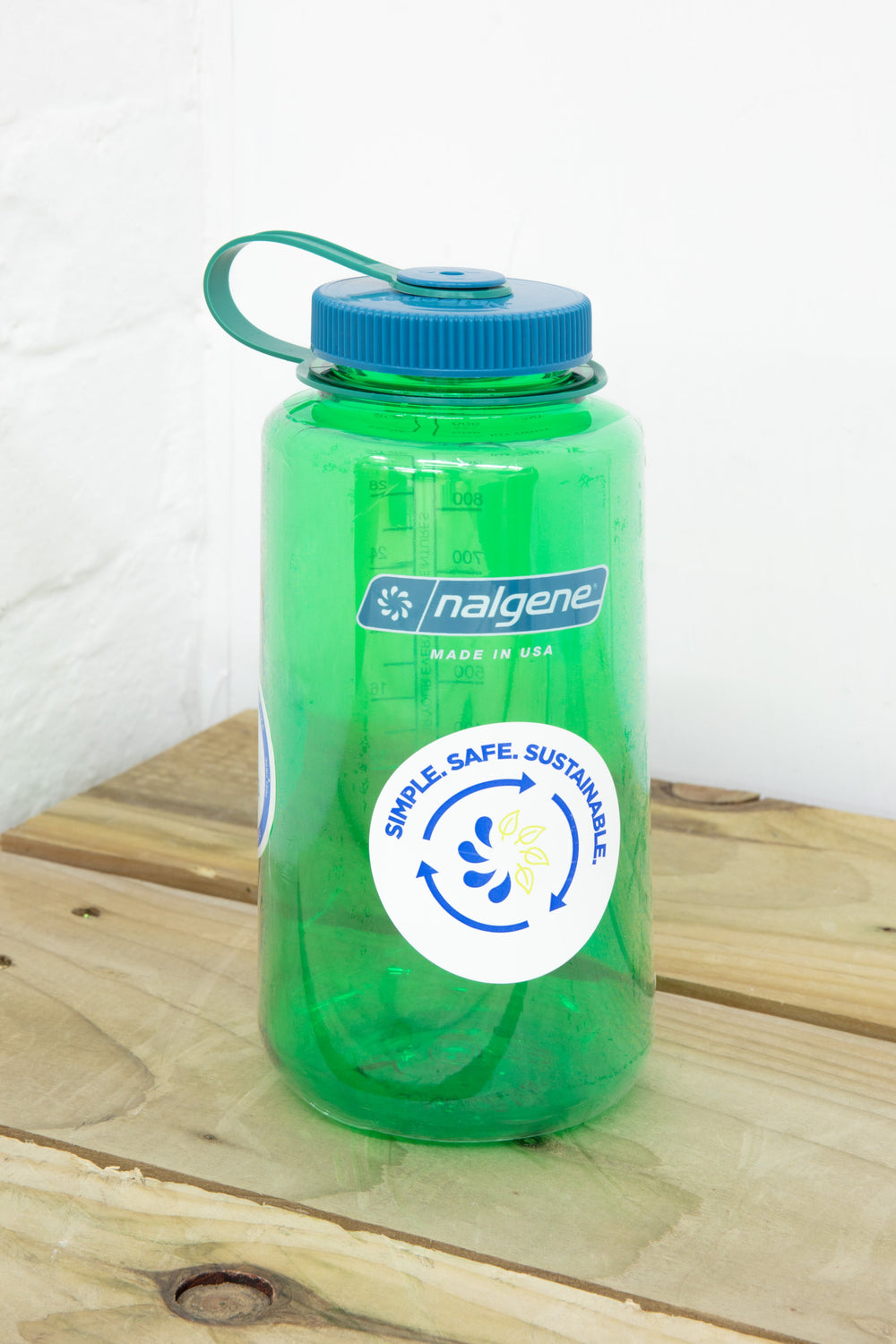 Nalgene - Sustain 1L Narrow Mouth Water Bottle – Dick's Climbing