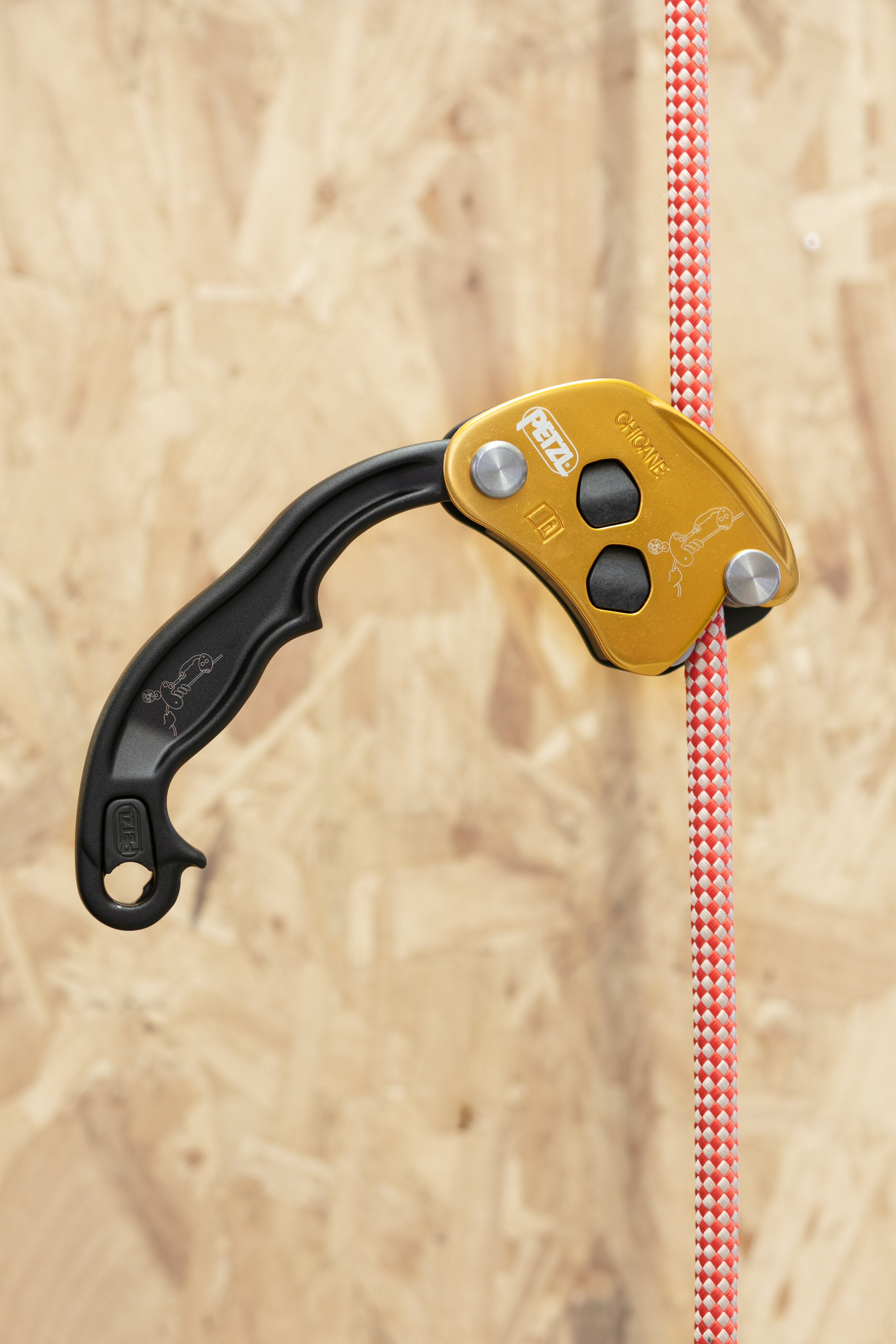 Petzl - Chicane – Dick's Climbing