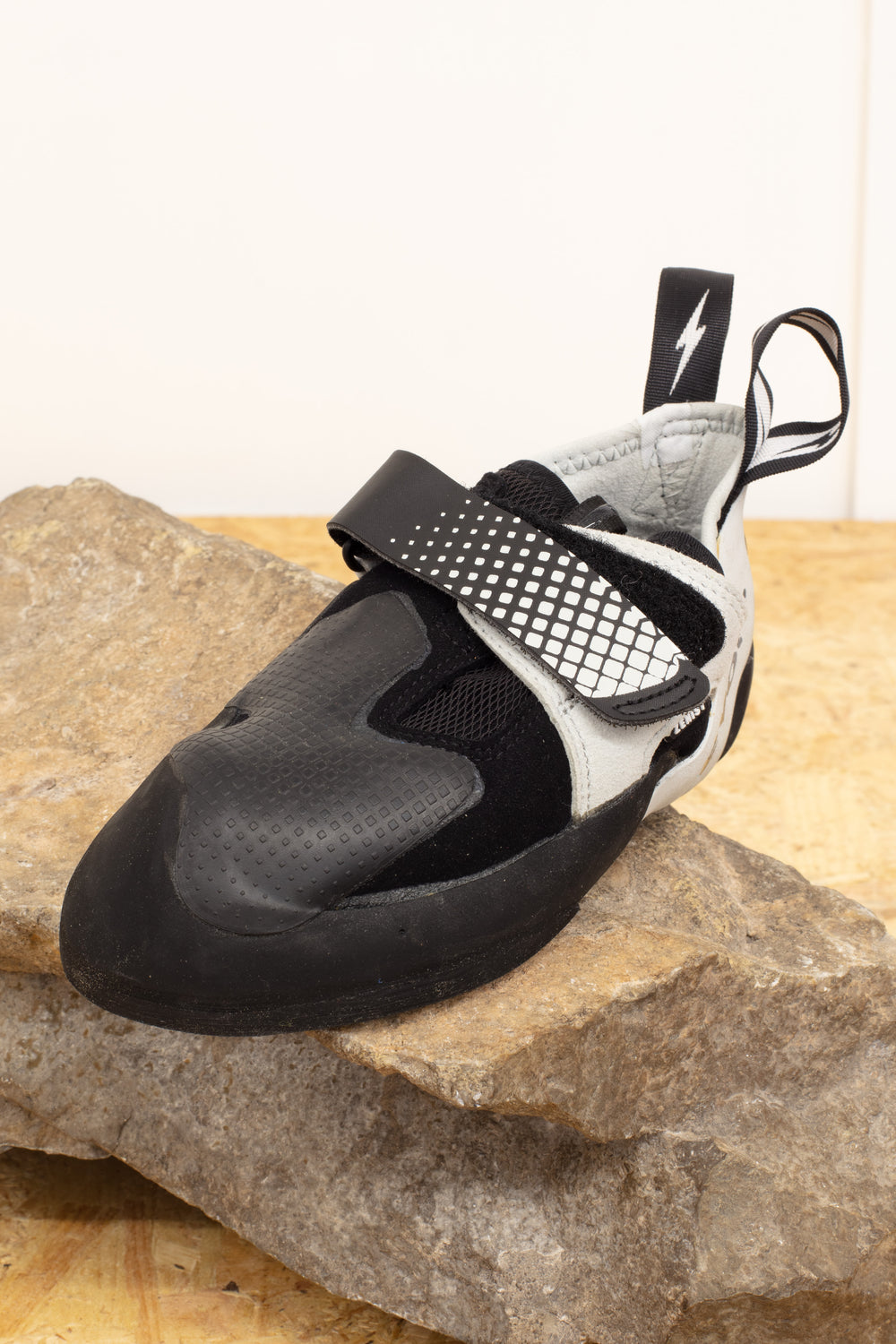 Evolv - Zenist, Men – Dick's Climbing